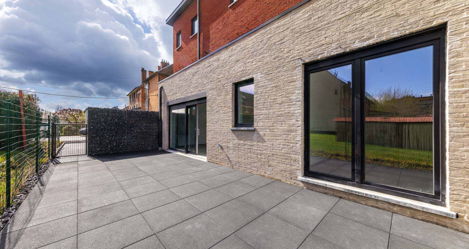 287 Rue de Dave, Jambes, 5100, 3 Chambres Chambres, ,2 Salle de bainSalle de bain,Appartement,à vendre,Rue de Dave,1058