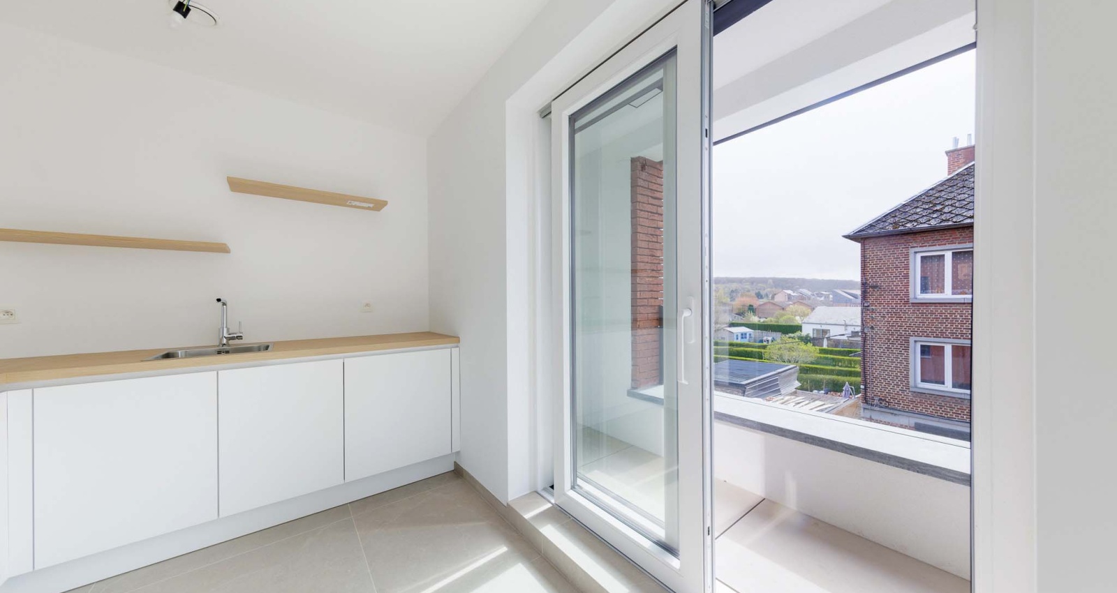 287 Rue de Dave, Jambes, 5100, 2 Chambres Chambres, ,1 Salle de bainsSalle de bain,Appartement,à vendre,Rue de Dave,1061