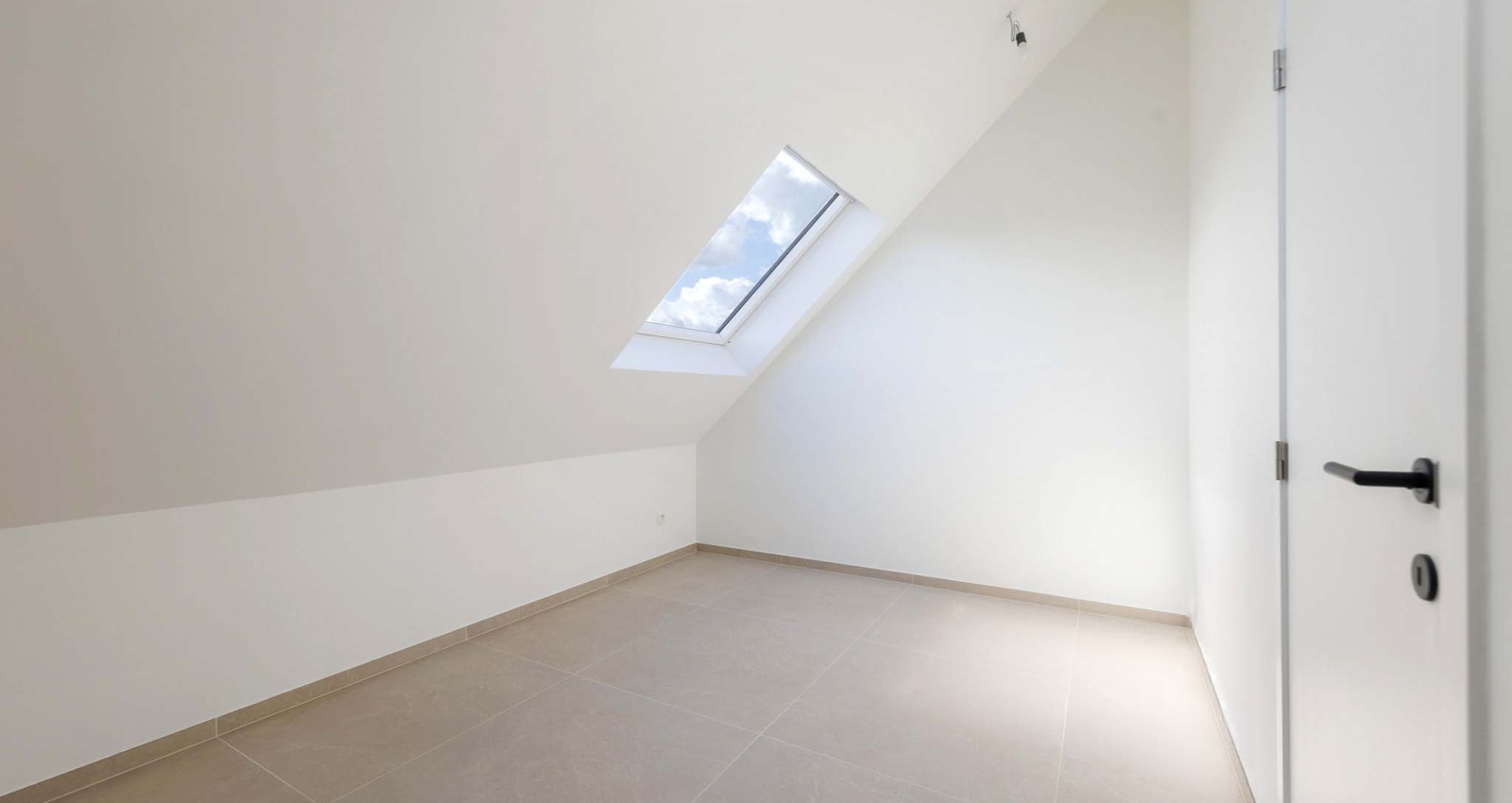 287 Rue de Dave, Jambes, 5100, 2 Chambres Chambres, ,1 Salle de bainsSalle de bain,Appartement,à vendre,Rue de Dave,1063